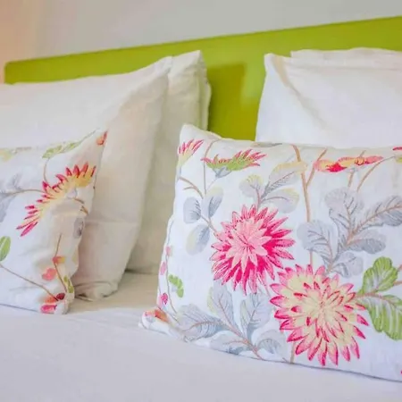 Lägenhet Admirable 1 Bedroom Marina View Apt. Albufeira